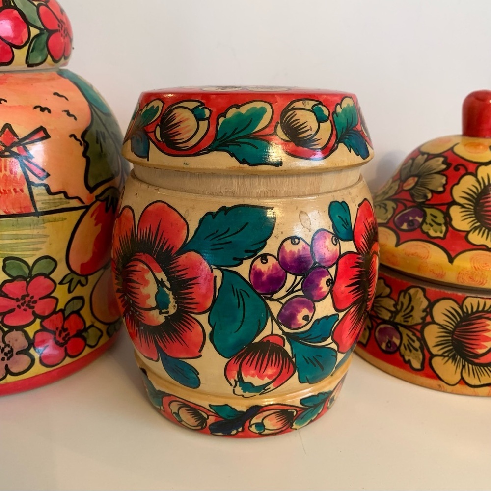 VTG Lot Russian USSR Wooden Folk Art Vase Canister Jar Lids Painted Marked READ - Picture 3 of 16